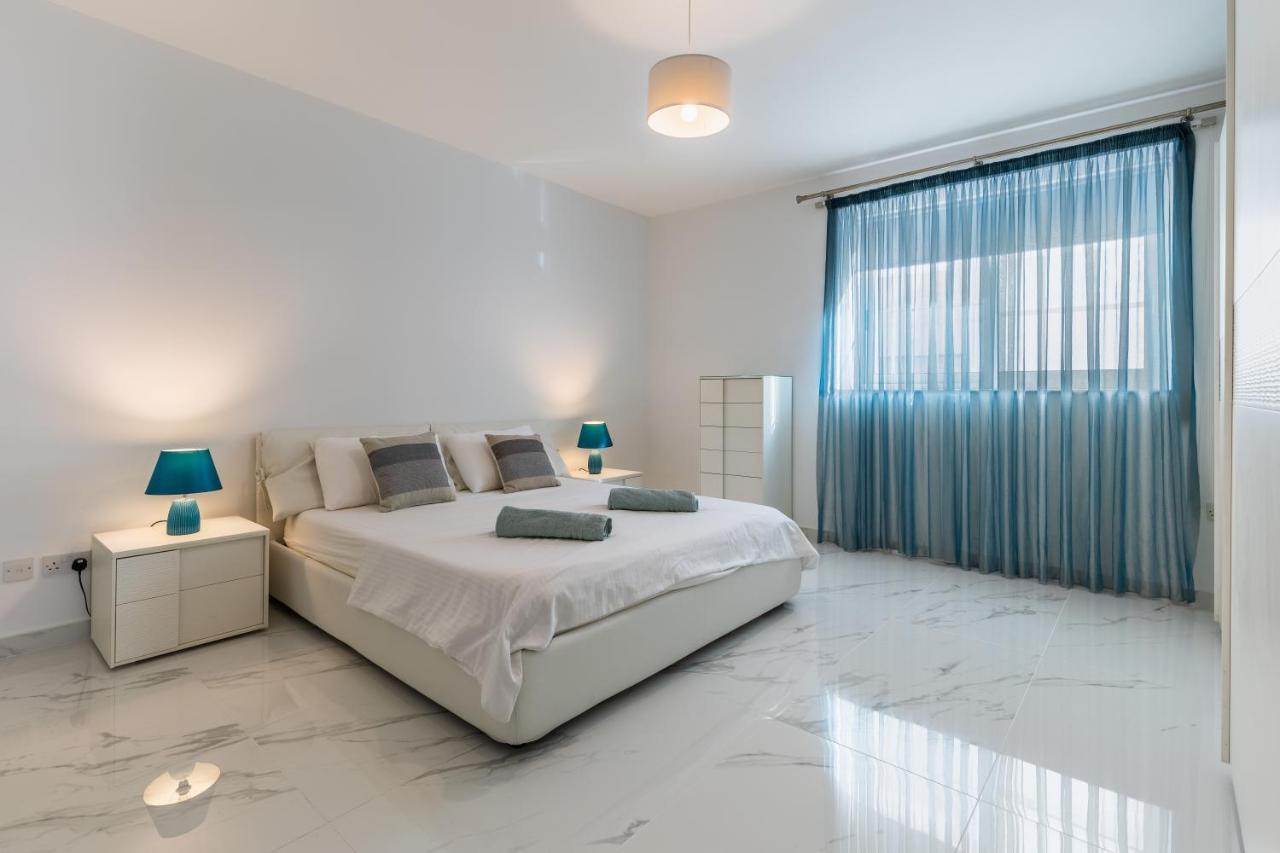 Stunning - Sunnyside 3-Bedroom Sliema Ngoại thất bức ảnh