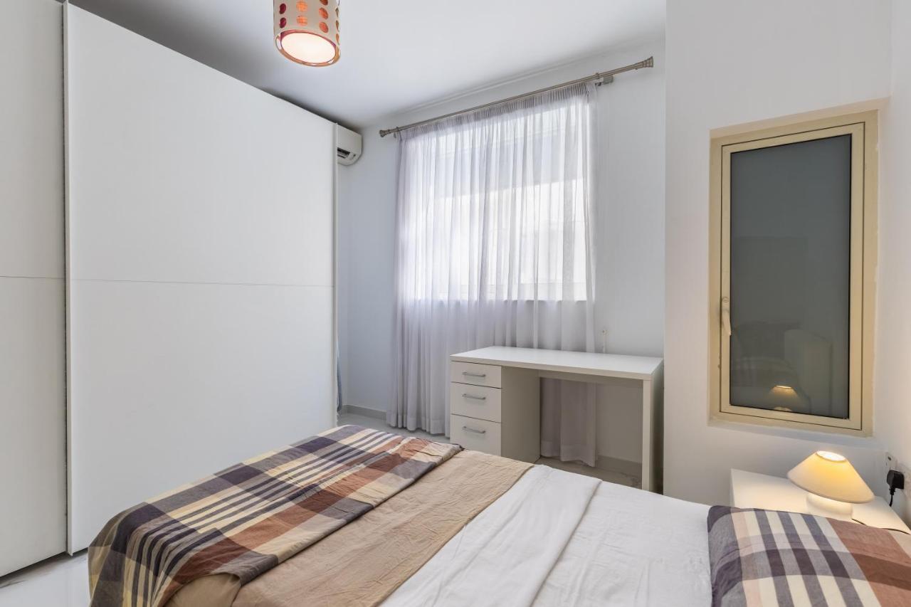 Stunning - Sunnyside 3-Bedroom Sliema Ngoại thất bức ảnh